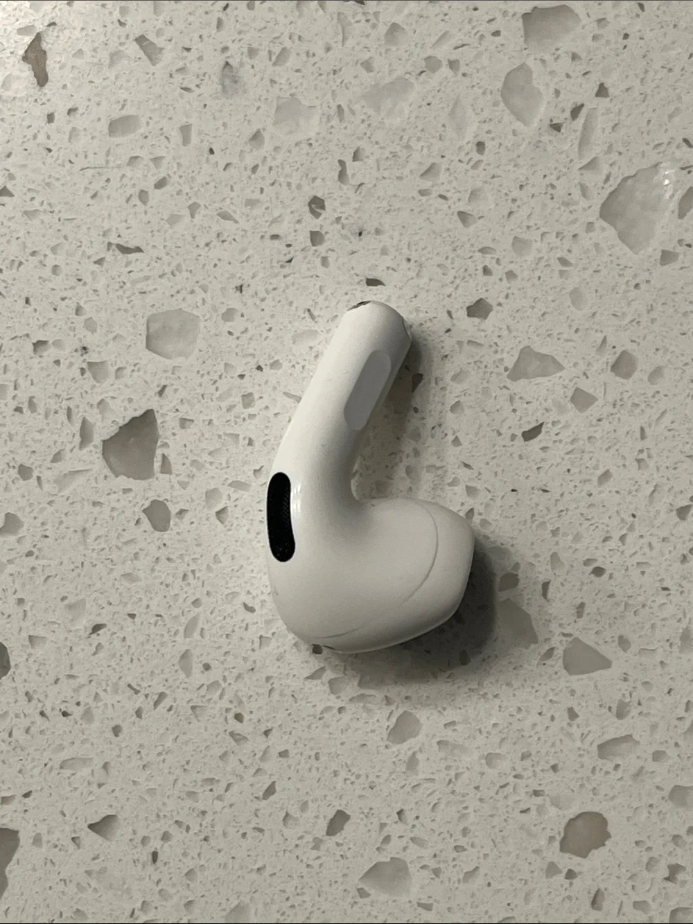 Genuine Apple AirPods 4 (L) A3053 Left side Replacement ONLY